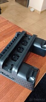 Dobíjecí stanice pro ovladače PS4