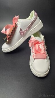 Nike court royale 2NN  38,5eu