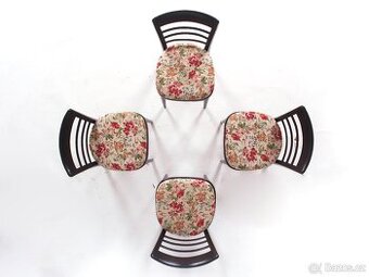 Pohodlné jídelní židle po přečalounění, 4 kusy.