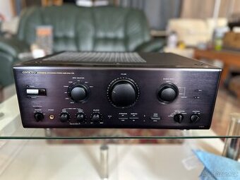 Onkyo  integra  R1 8870