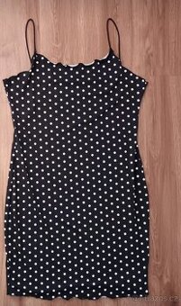 Krásné nové šaty vel. 40/42