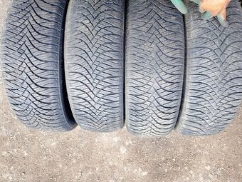 215/65/16 98v Trazano - celoroční pneu 4ks