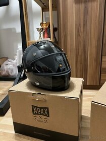retro helmy Nexx x.g100