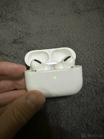 Apple airpods pro - 1