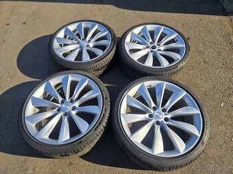 Tesla 21" silver Turbine