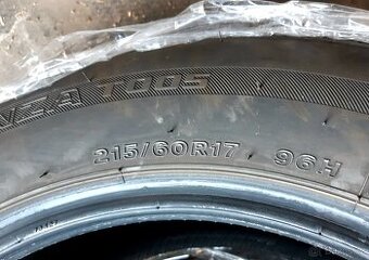Letní pneu BRIDGESTONE Turanza T005 215/60 R17 96H