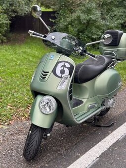 Vespa 300 Sei Giorni