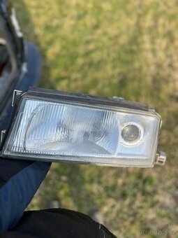 Škoda octavia 1 přední světla