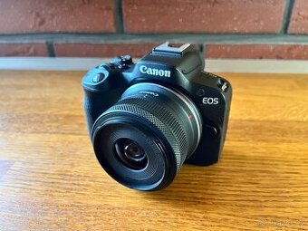 Canon eos R50 + příslušenství