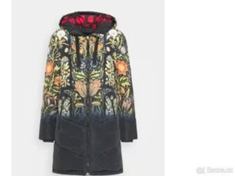 Kabat Desigual