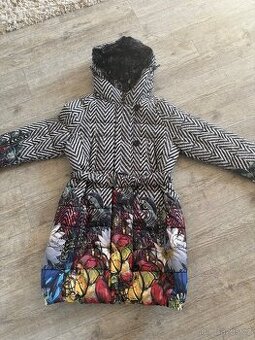 Bunda Desigual -velikost 42