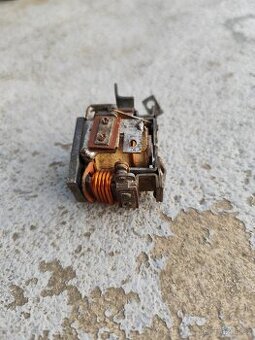 Relé jawa - 1