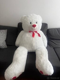 Plyšový medvěd 120cm