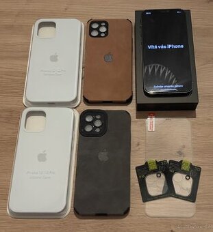 Apple iPhone 12pro , 128gb, kryty + skla