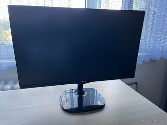 LG televize