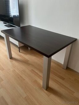 Jidelni stůl 135x80cm se židlemi