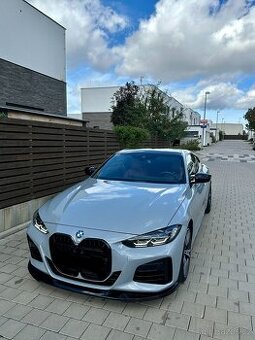BMW M440I, ŘADA 4 - VELKY DISPLEY