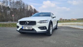 Volvo V60Cross Country D4