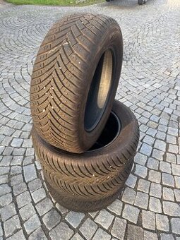 4x celoroční pneu 215/60 r16