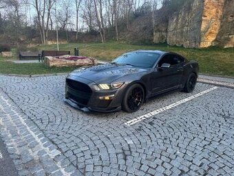 Prodám ford mustang 5,0