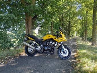 YAMAHA FAZER 600