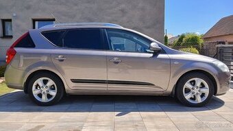 Kia Ceed SW, 1.6 benzín, 2008