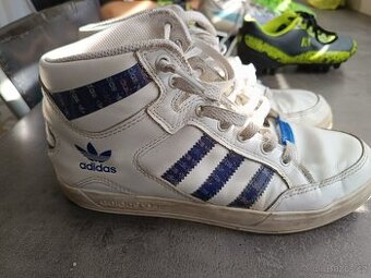Boty adidas použité