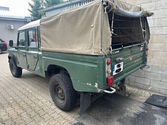 LAND  ROVER  DEFENDER  130   300 TDI