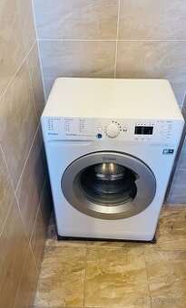 Pračka Indesit Innex na 6kg prádla