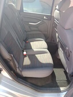 Sedadla z ford focus C max zachovalá