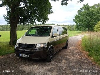 Volkswagen Caravelle 2.5 TDI 96kw TAŽNÉ ZAŘÍZENÍ