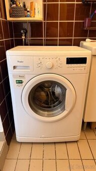 REZERVACE Daruji ZA ODVOZ plně funkční pračku Whirlpool