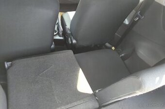 Lexus CT200h F Sport, Kola+Pneu+Brzdy+Servis 50k