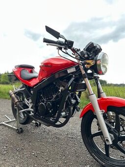 Hyosung GT 125