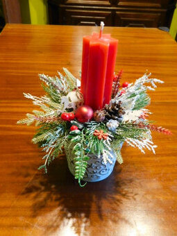 vánoční svícen - červený