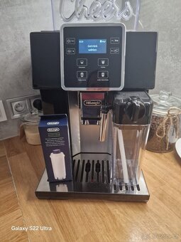 De Longhi Perfecta Evo Esam  Kavovar DeLonghi