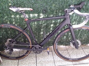 Gravel, silniční karbonové kolo HATTY 2022 (52) 1x11