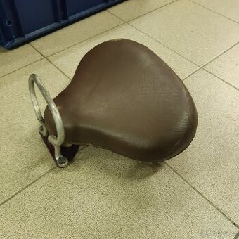 Jawa 250-350-500ohc-Čz-125-150-zadní sedlo