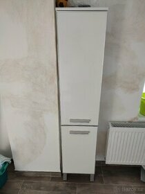 Koupelnová skříňka