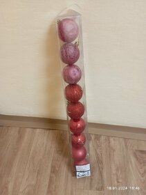 Prodám vánoční baňky,termosku,kabelku. - 1