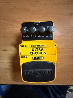kytarový efektový pedál Behringer UC100 Ultra Chorus