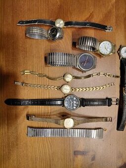 směs vintage hodinek