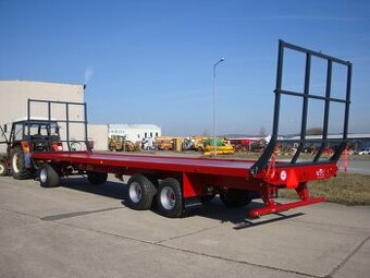 Traktorový přepravník balíků PLT 14 skladem