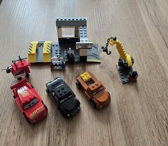 Lego Junuors Cars 10743 Čmoudíkova garáž, 2017