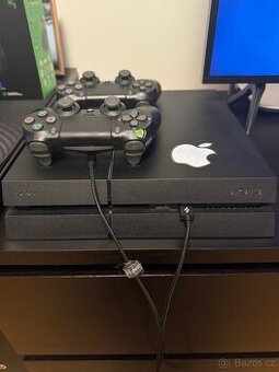 Prodám PS4 1TB