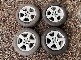 135. sada alu letní kola 165/70 r14 5x100 Škoda
