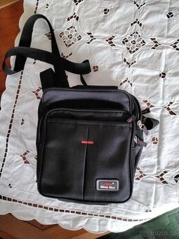 Nenosena pánská tasticka