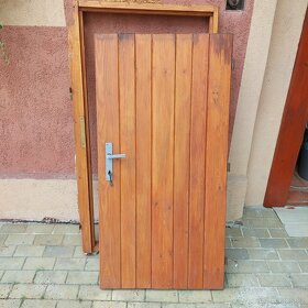 Dveře různé dřevěné se zárubněmi