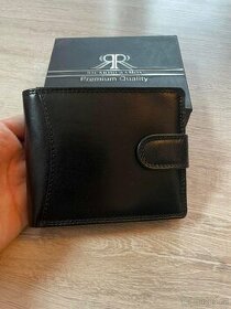 Kožená luxusní peněženka z lesklé kůže