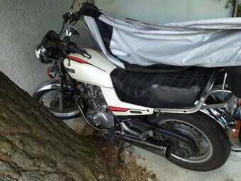Suzuki GR 650 20kW v papírech